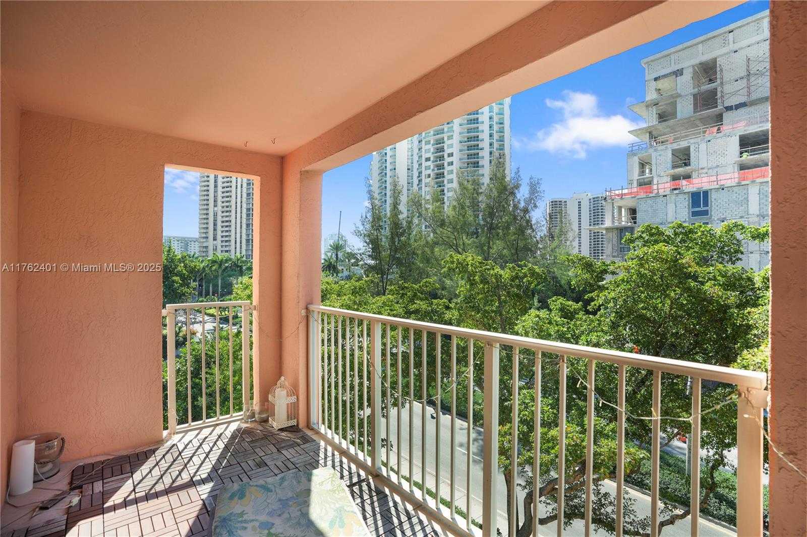 Small Image of 19555 EAST COUNTRY CLUB DR #8502, Aventura Number 14