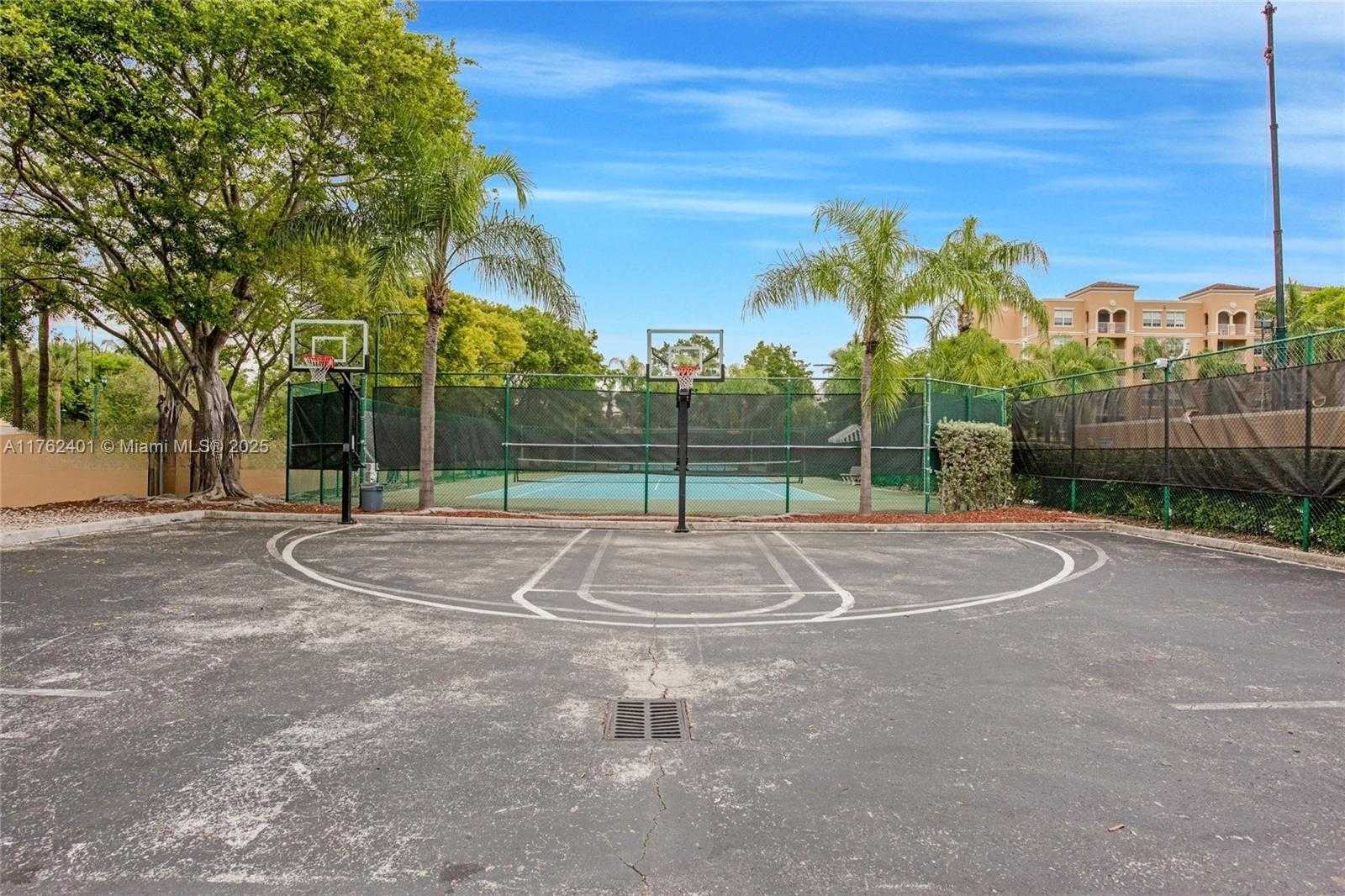 Small Image of 19555 EAST COUNTRY CLUB DR #8502, Aventura Number 19