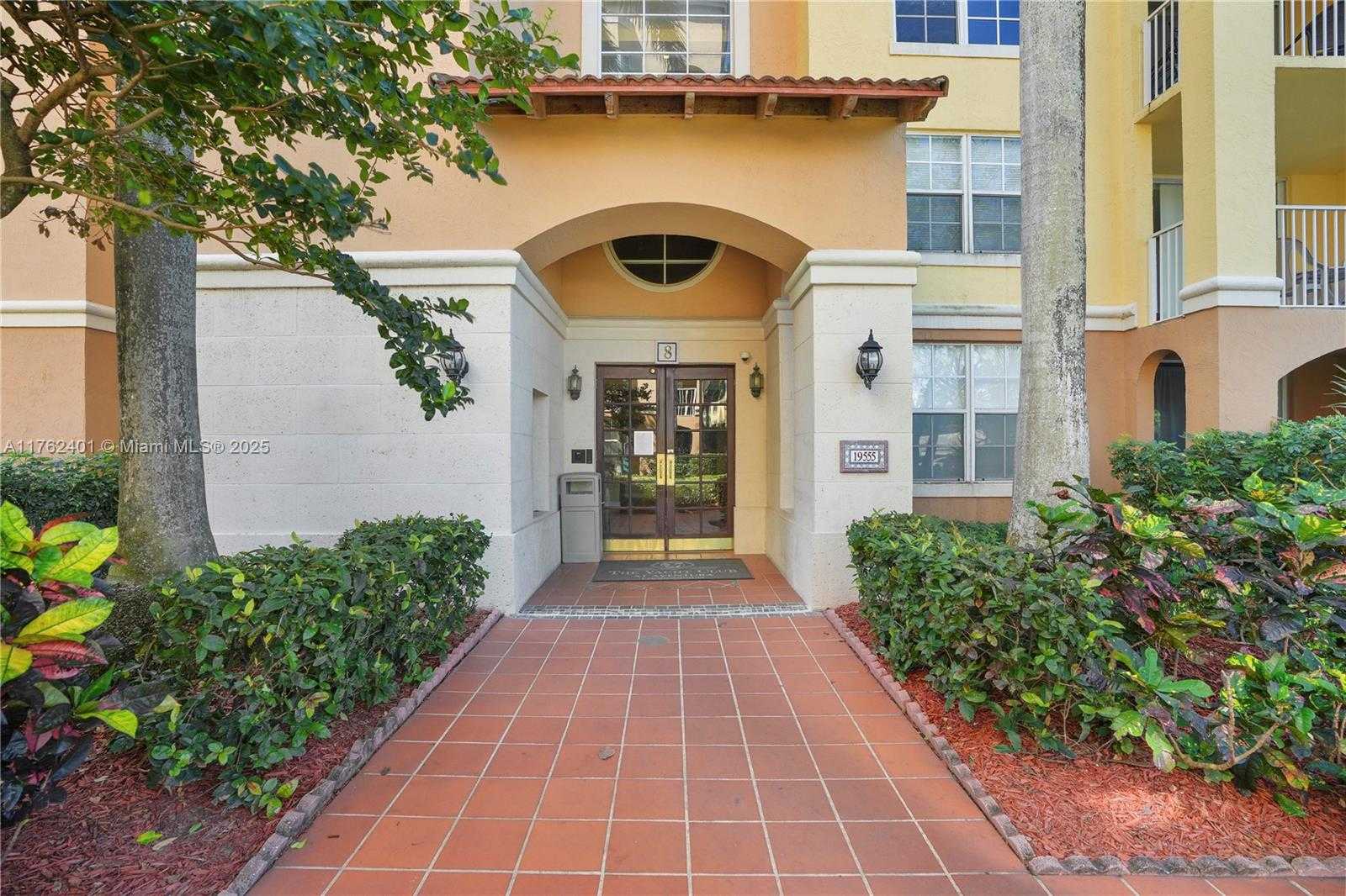 Small Image of 19555 EAST COUNTRY CLUB DR #8502, Aventura Number 6