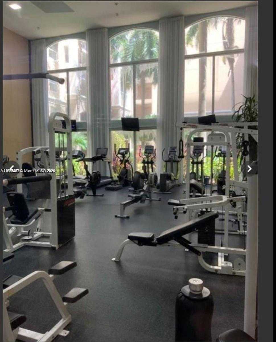 Small Image of 17145 NORTH BAY RD #4412, Sunny Isles Beach Number 9