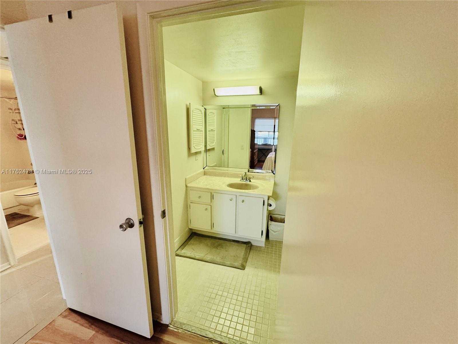 Small Image of 1401 SOUTH WEST 134TH WAY #413C, Pembroke Pines Number 13