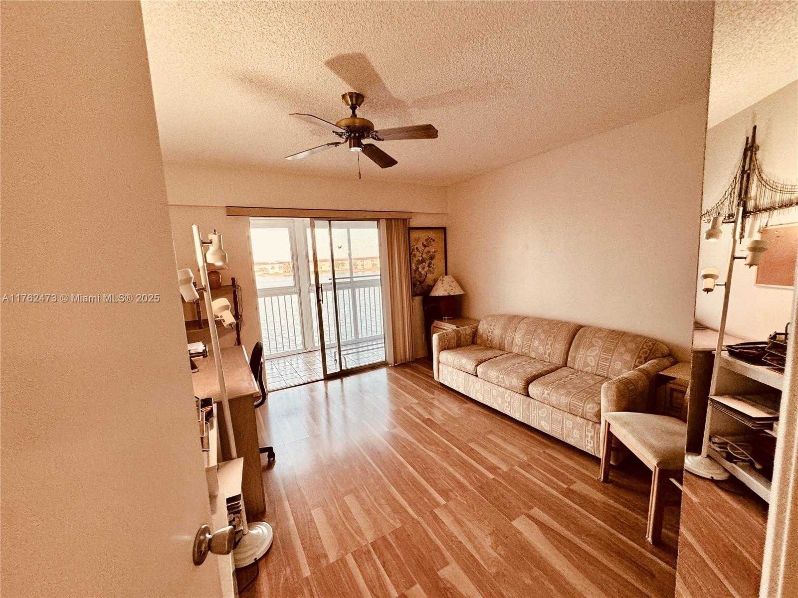 Small Image of 1401 SOUTH WEST 134TH WAY #413C, Pembroke Pines Number 16