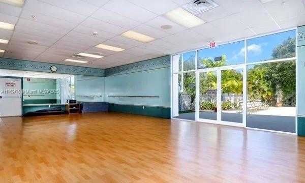 Small Image of 1401 SOUTH WEST 134TH WAY #413C, Pembroke Pines Number 41