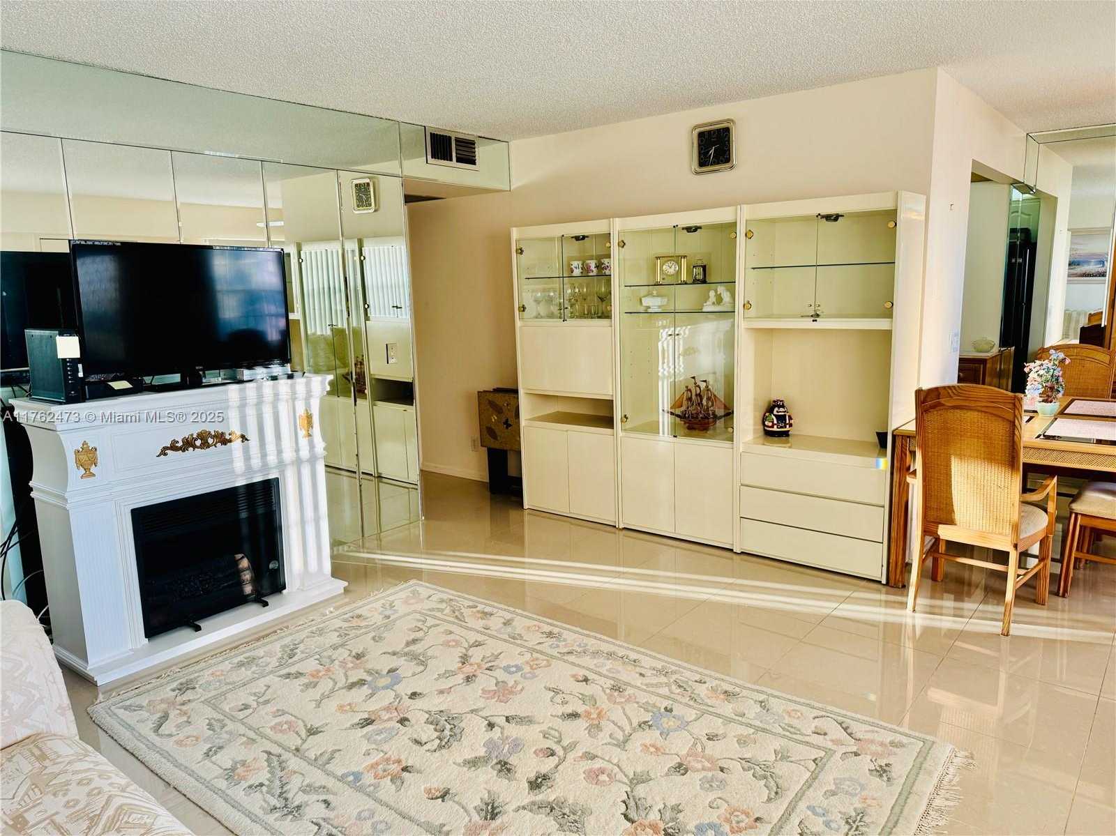 Small Image of 1401 SOUTH WEST 134TH WAY #413C, Pembroke Pines Number 8