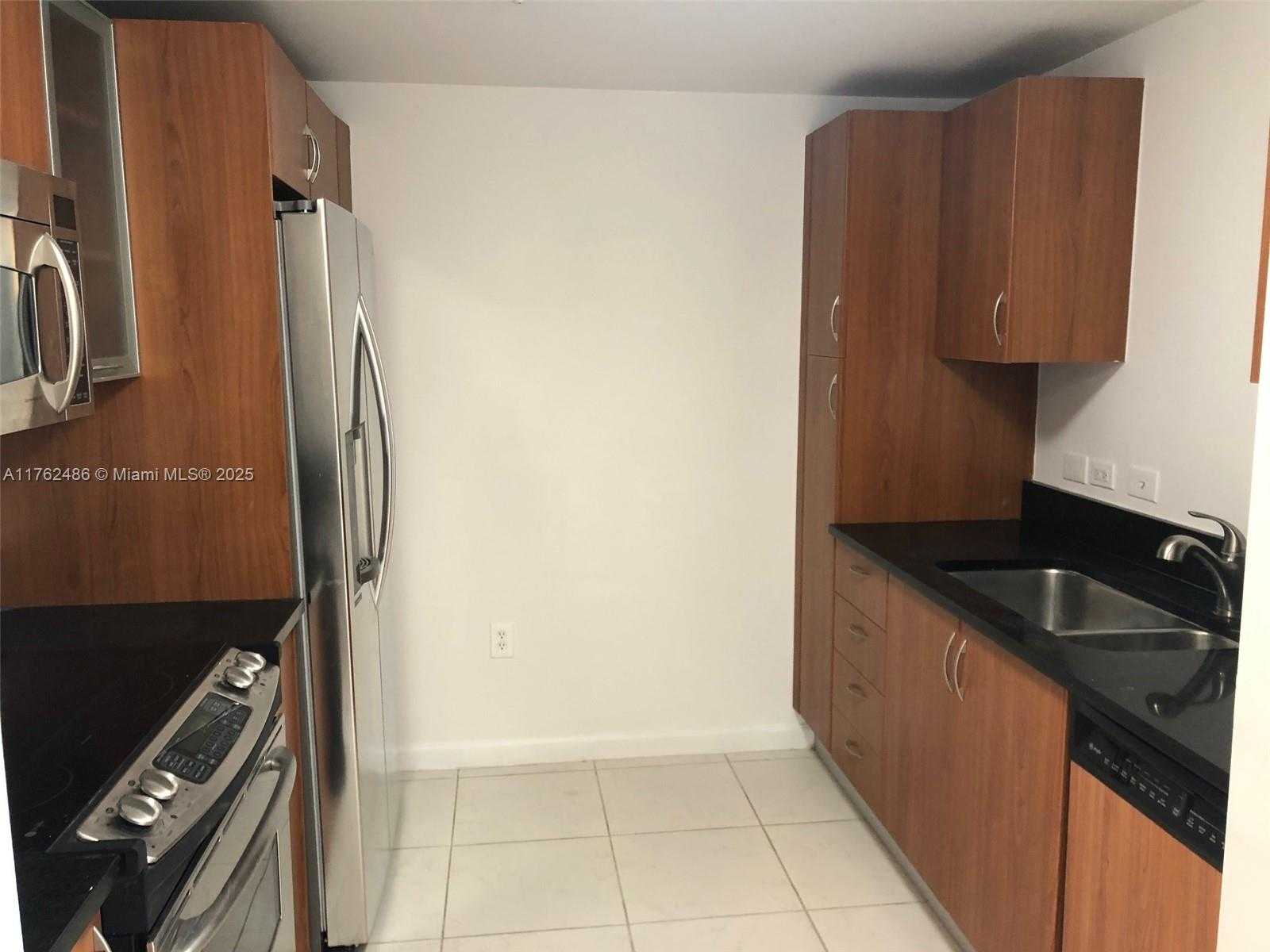 Small Image of 2775 NORTH EAST 187TH ST #527, Aventura Number 2