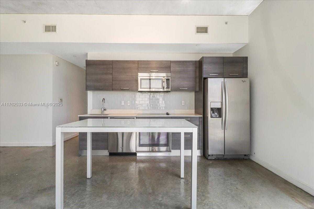 Small Image of 151 SOUTH EAST 1ST ST #1011, Miami Number 11