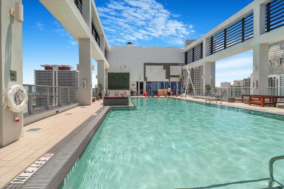 Small Image of 151 SOUTH EAST 1ST ST #1011, Miami Number 31