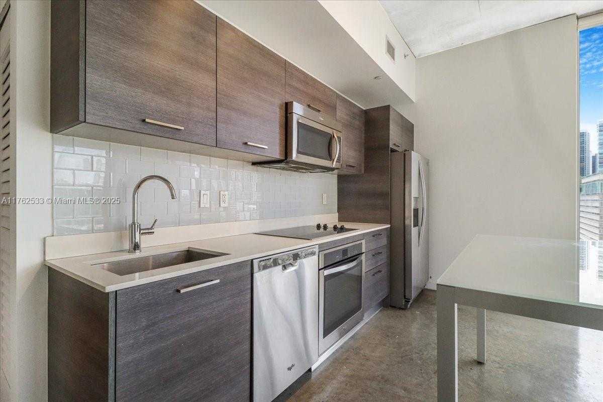 Small Image of 151 SOUTH EAST 1ST ST #1011, Miami Number 7