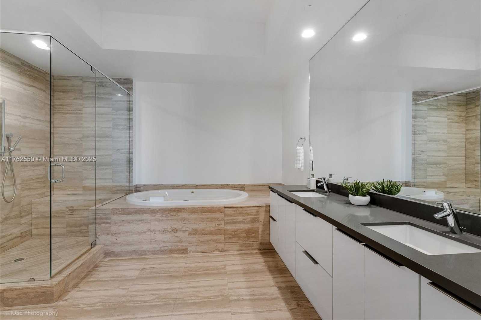 Small Image of 16001 COLLINS AVE #1407, Sunny Isles Beach Number 14