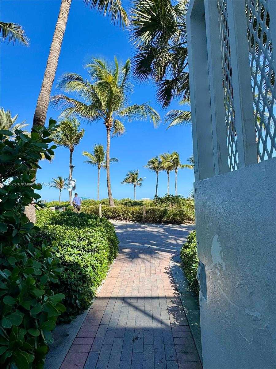 Small Image of 100 LINCOLN RD #1231, Miami Beach Number 20