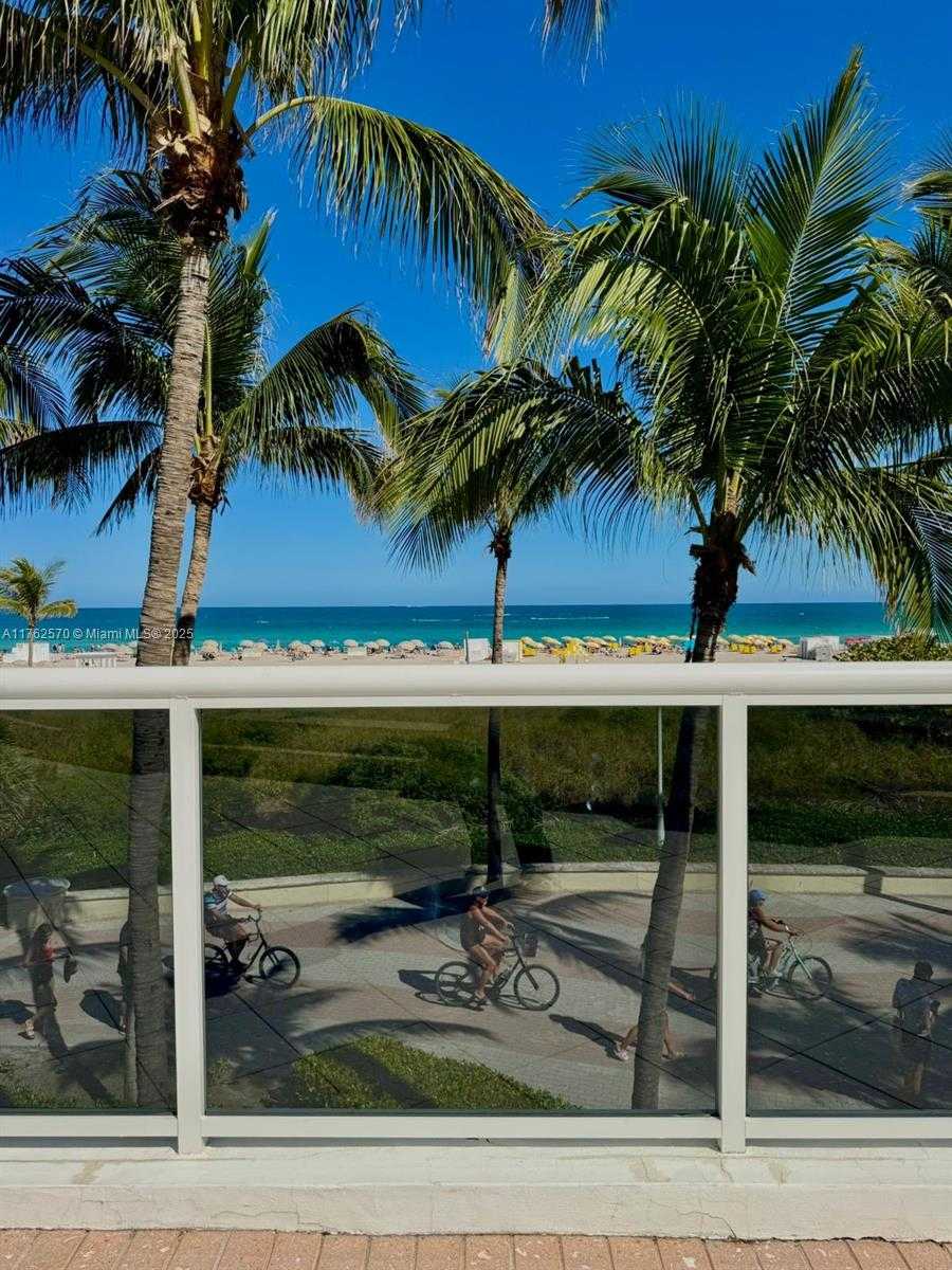 Small Image of 100 LINCOLN RD #1231, Miami Beach Number 3