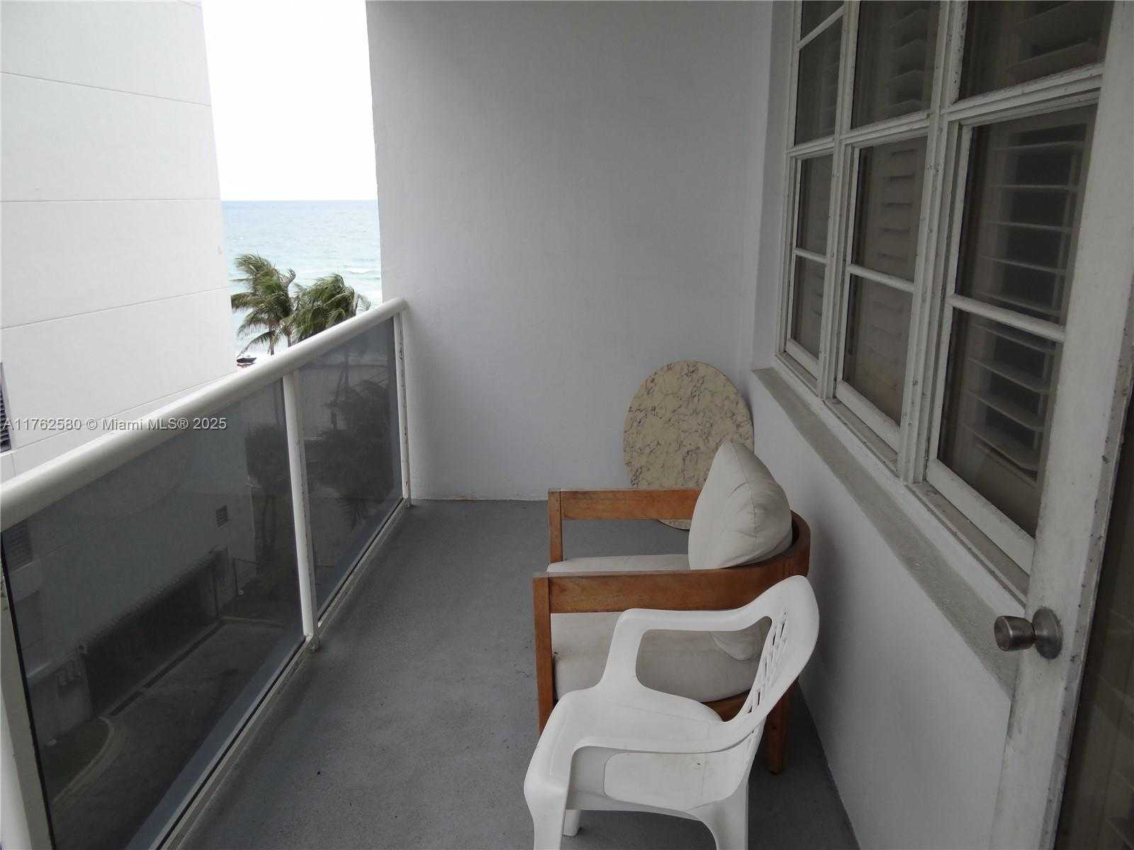 Small Image of 3725 SOUTH OCEAN DR #607, Hollywood Number 12
