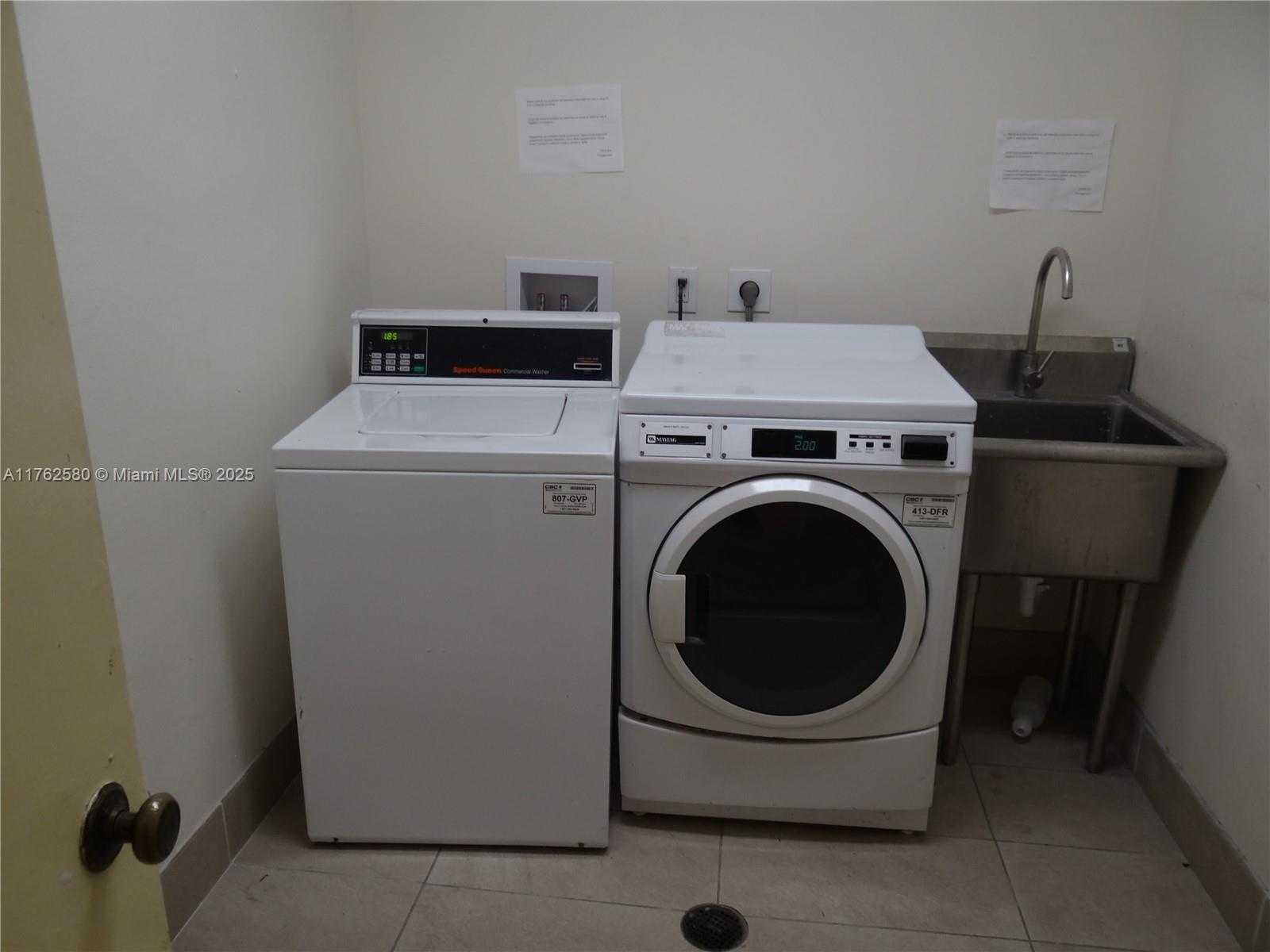 Small Image of 3725 SOUTH OCEAN DR #607, Hollywood Number 25