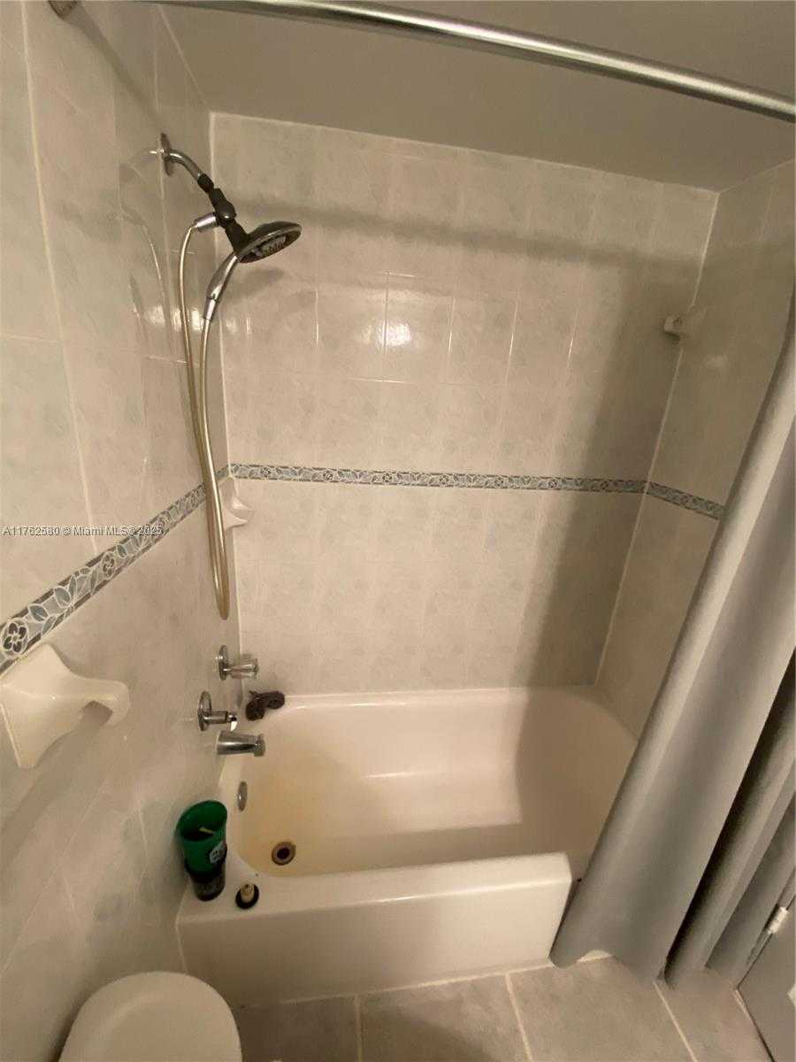 Small Image of 3725 SOUTH OCEAN DR #607, Hollywood Number 36
