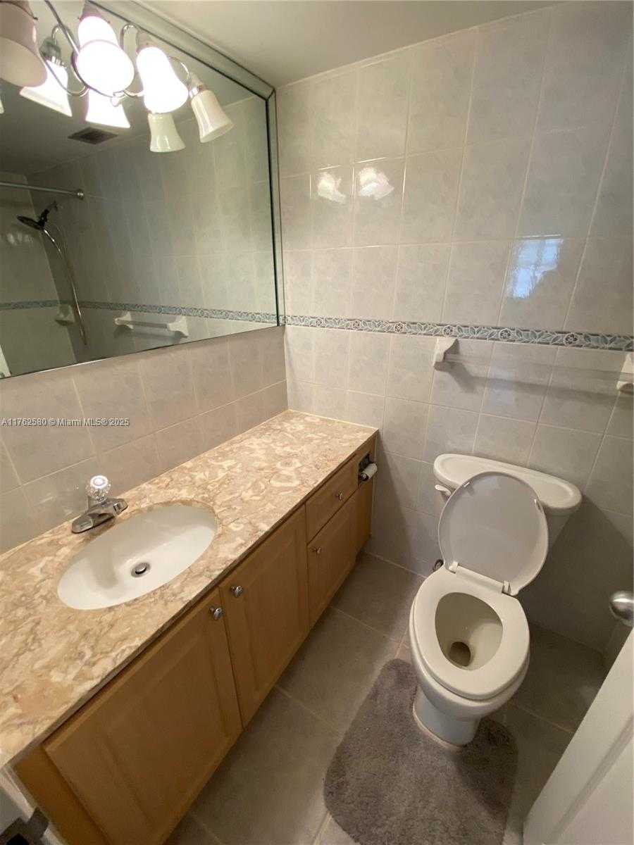 Small Image of 3725 SOUTH OCEAN DR #607, Hollywood Number 37