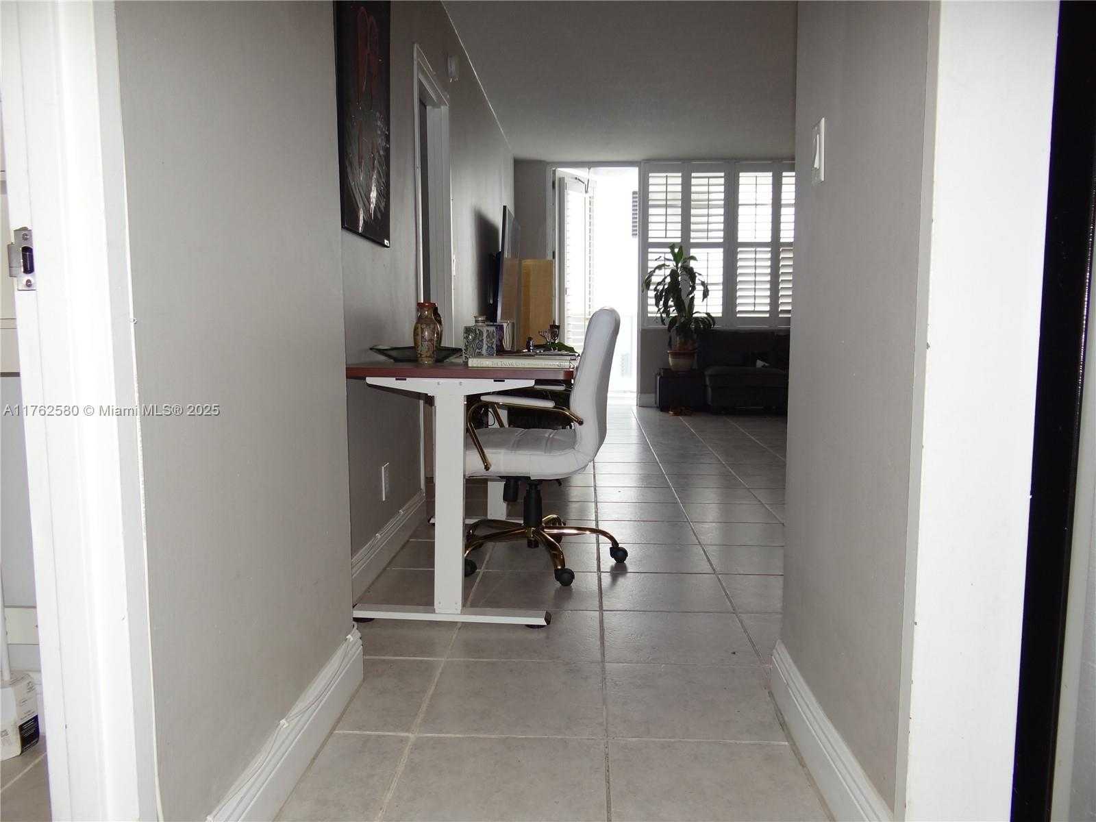 Small Image of 3725 SOUTH OCEAN DR #607, Hollywood Number 7