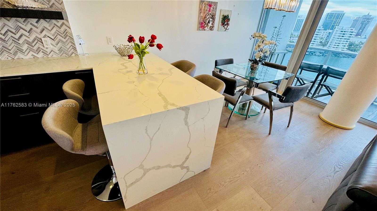 Small Image of 900 BAY DR #914, Miami Beach Number 29