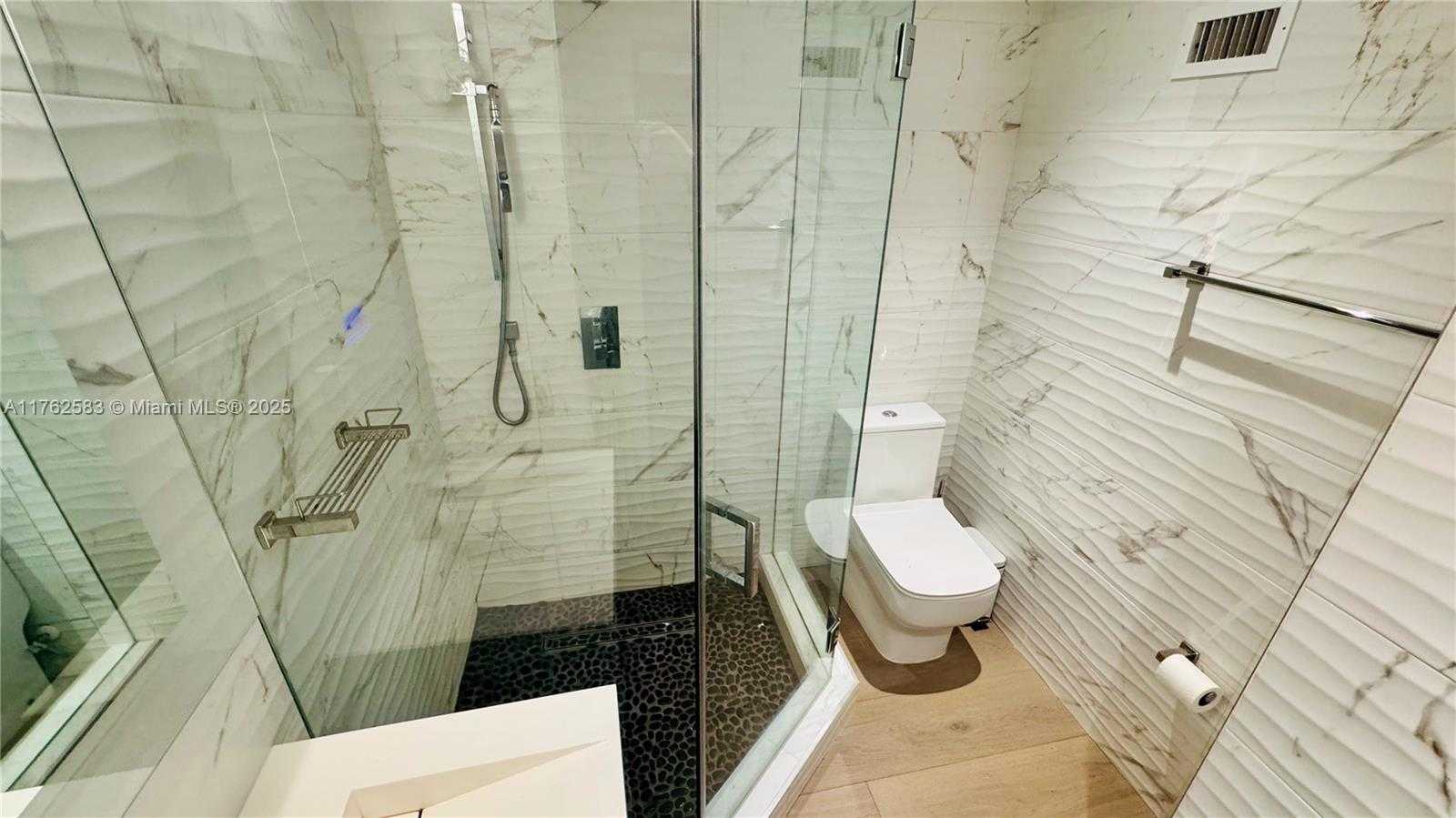 Small Image of 900 BAY DR #914, Miami Beach Number 45