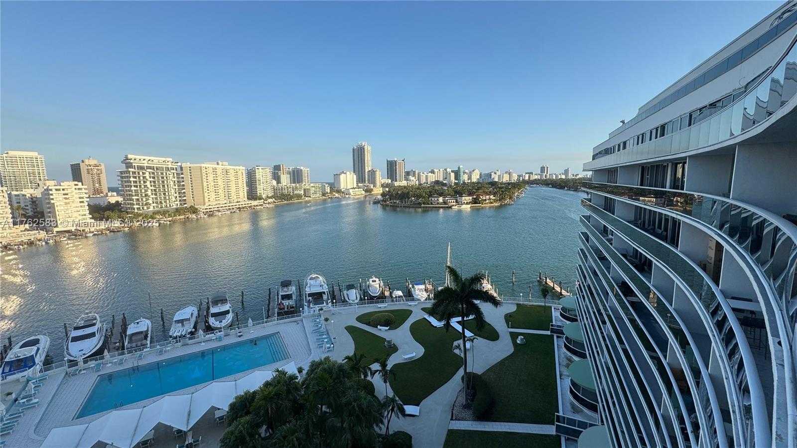 Small Image of 900 BAY DR #914, Miami Beach Number 56