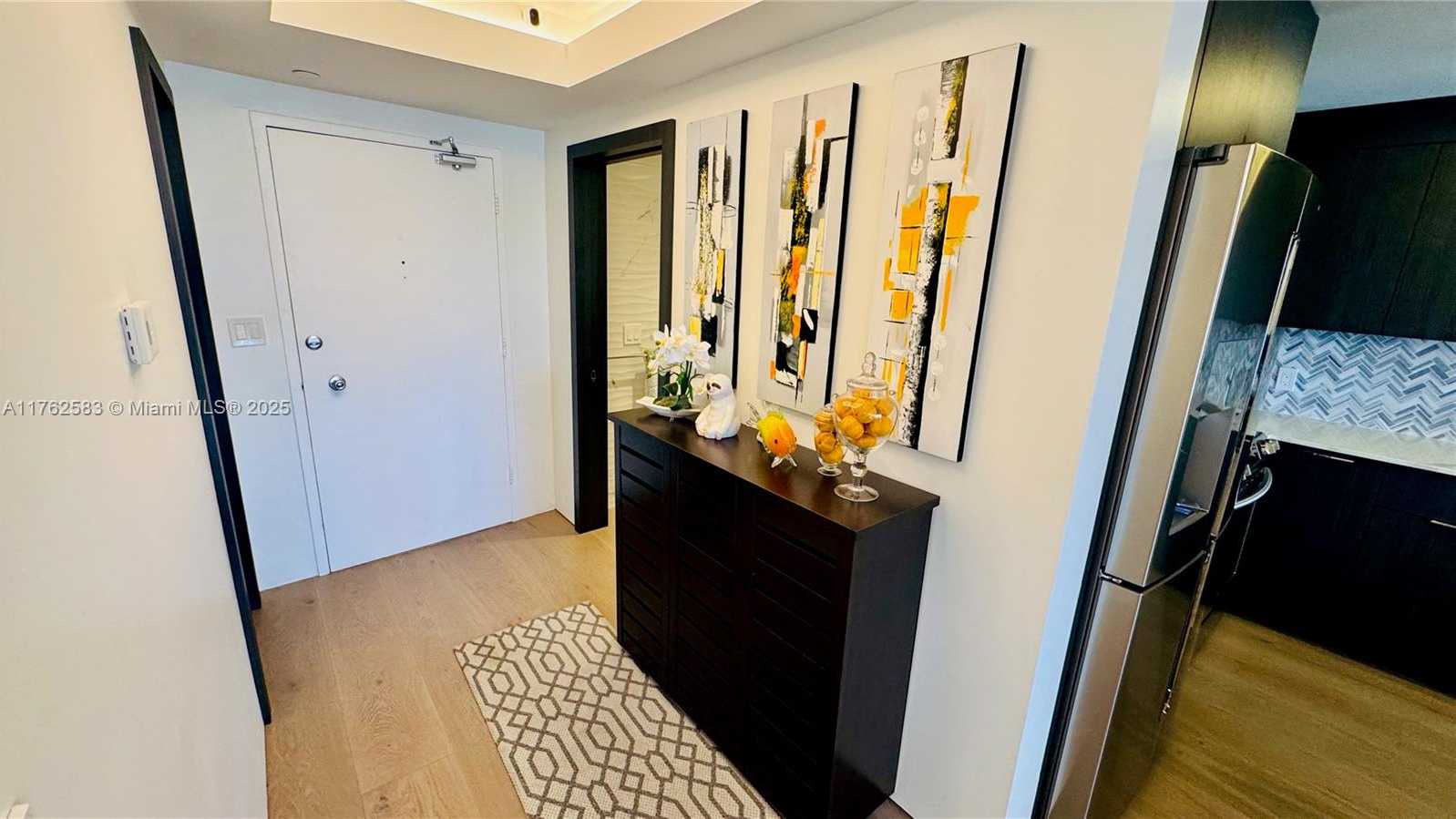 Small Image of 900 BAY DR #914, Miami Beach Number 6