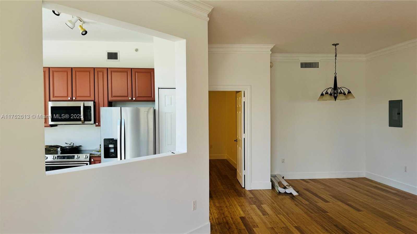 Small Image of 3001 NORTH EAST 185TH ST #431, Aventura Number 6