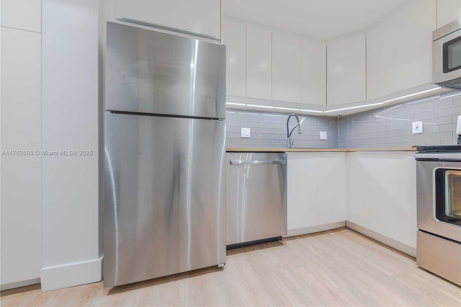 Small Image of 800 WEST AVE #618, Miami Beach Number 36
