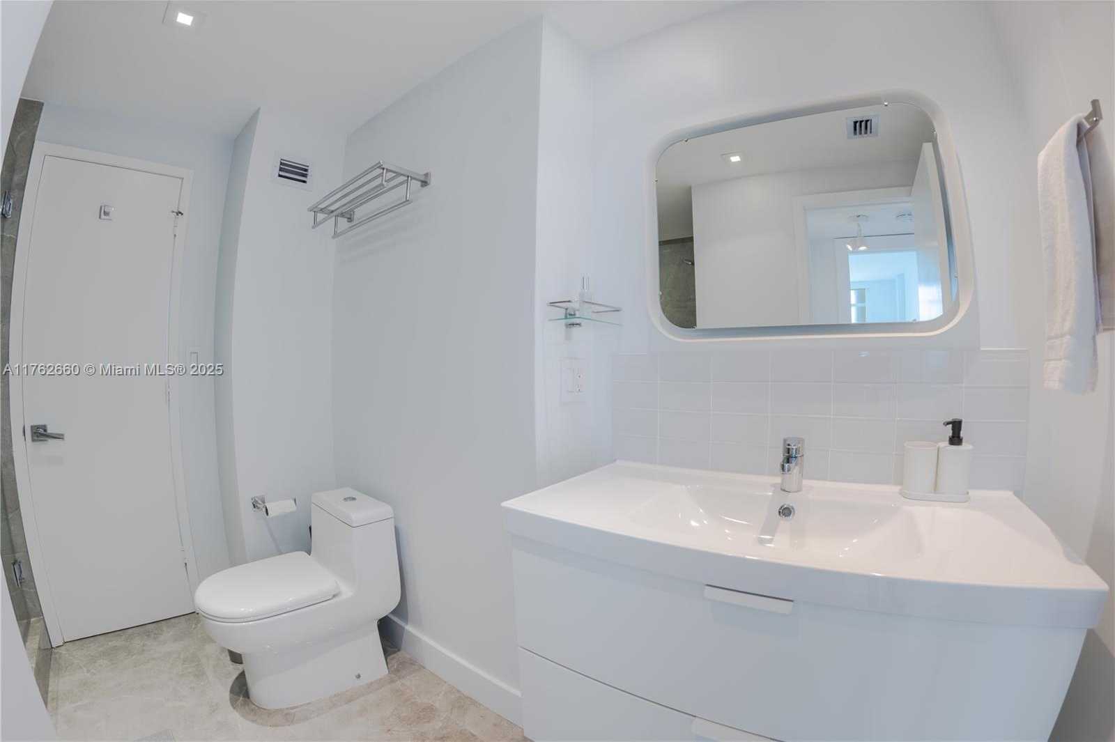 Small Image of 800 WEST AVE #618, Miami Beach Number 38