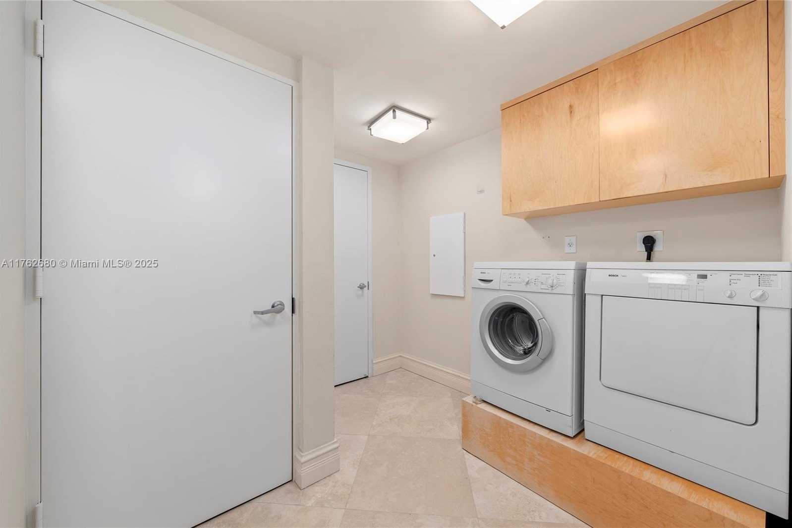 Small Image of 333 LAS OLAS WAY #1610, Fort Lauderdale Number 21