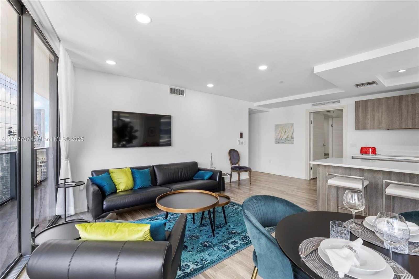 Small Image of 801 SOUTH MIAMI AVE #4405, Miami Number 17