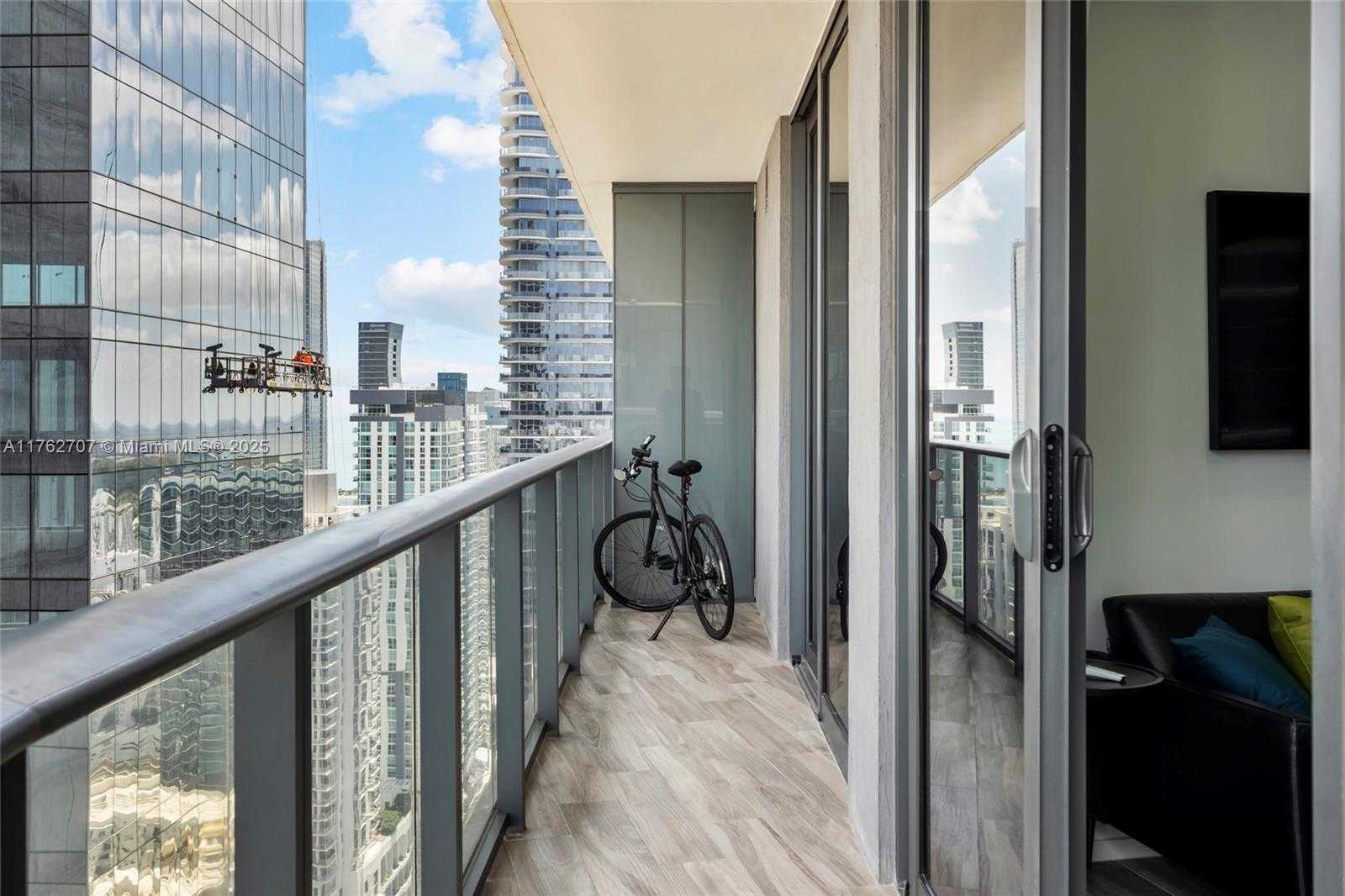 Small Image of 801 SOUTH MIAMI AVE #4405, Miami Number 26