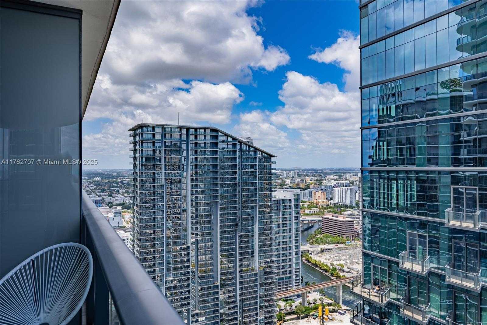 Small Image of 801 SOUTH MIAMI AVE #4405, Miami Number 6