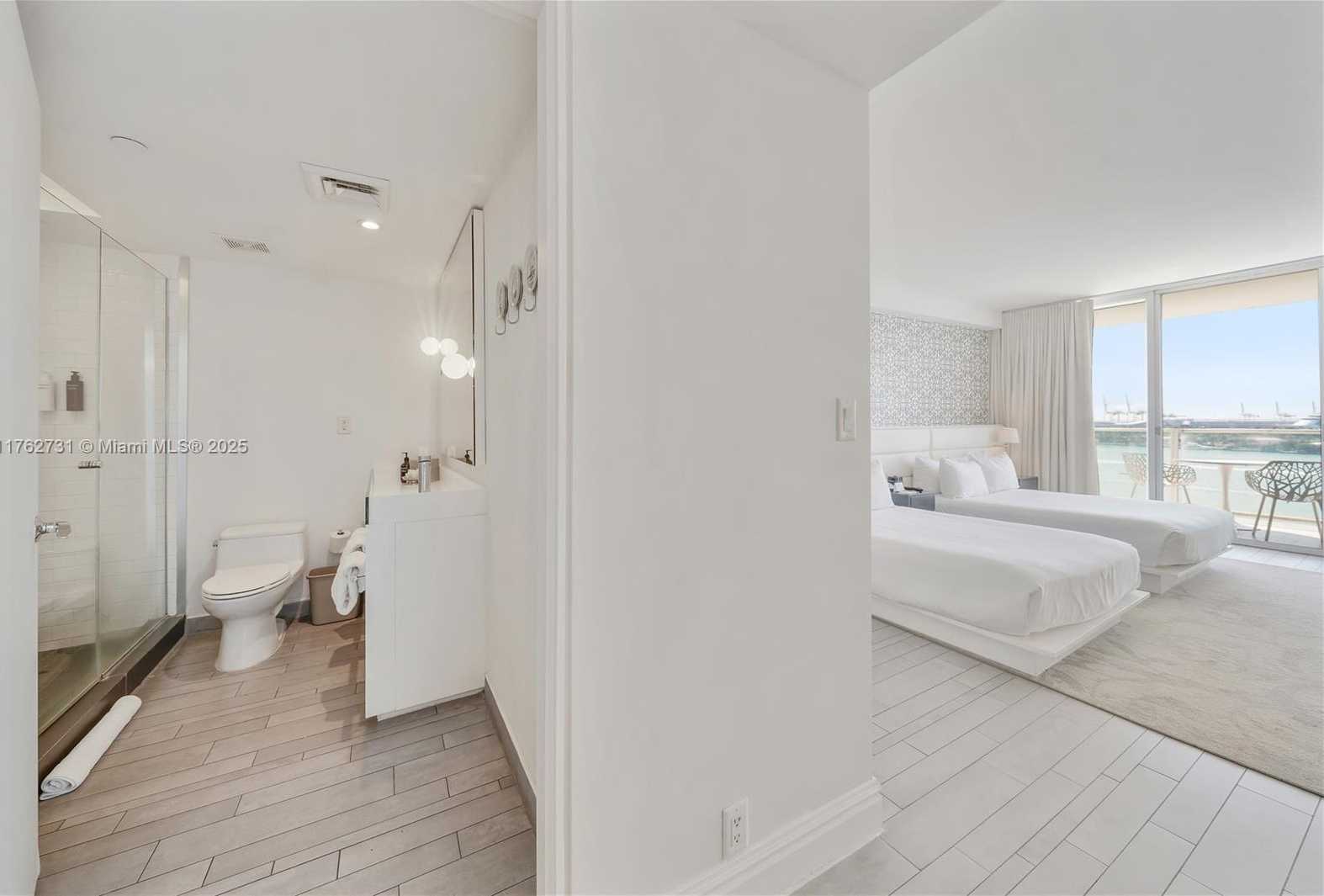 Small Image of 1100 WEST AVE #1212, Miami Beach Number 6