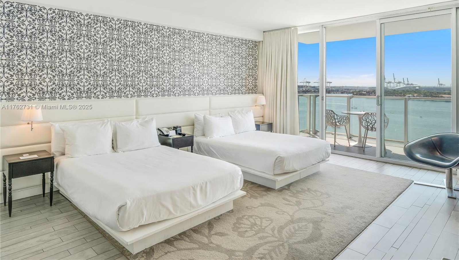 Small Image of 1100 WEST AVE #1212, Miami Beach Number 9