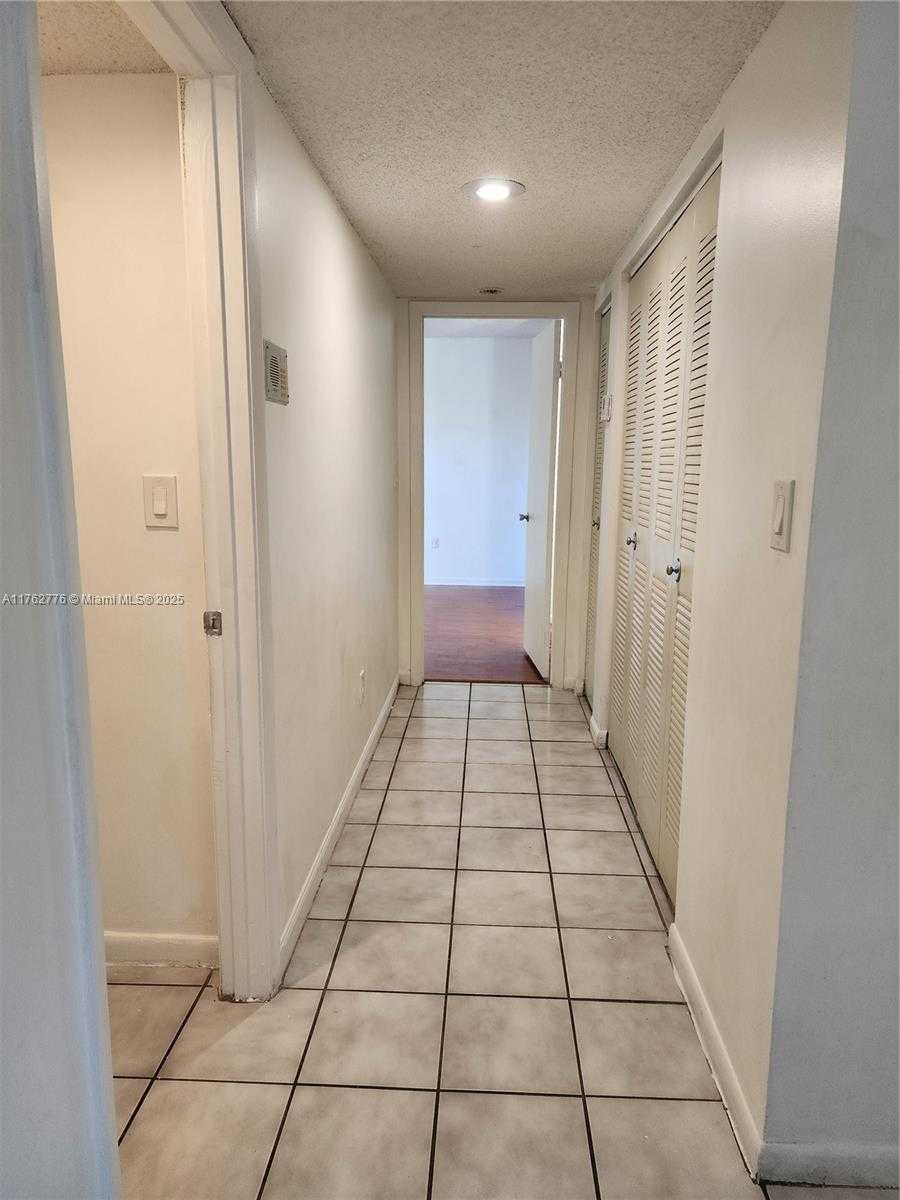 Small Image of 8640 #305, Cutler Bay Number 6