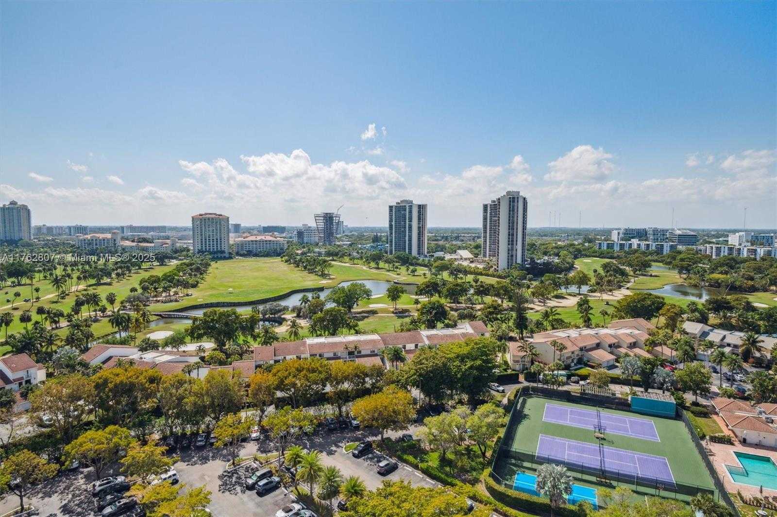 Small Image of 20225 #1816, Aventura Number 26
