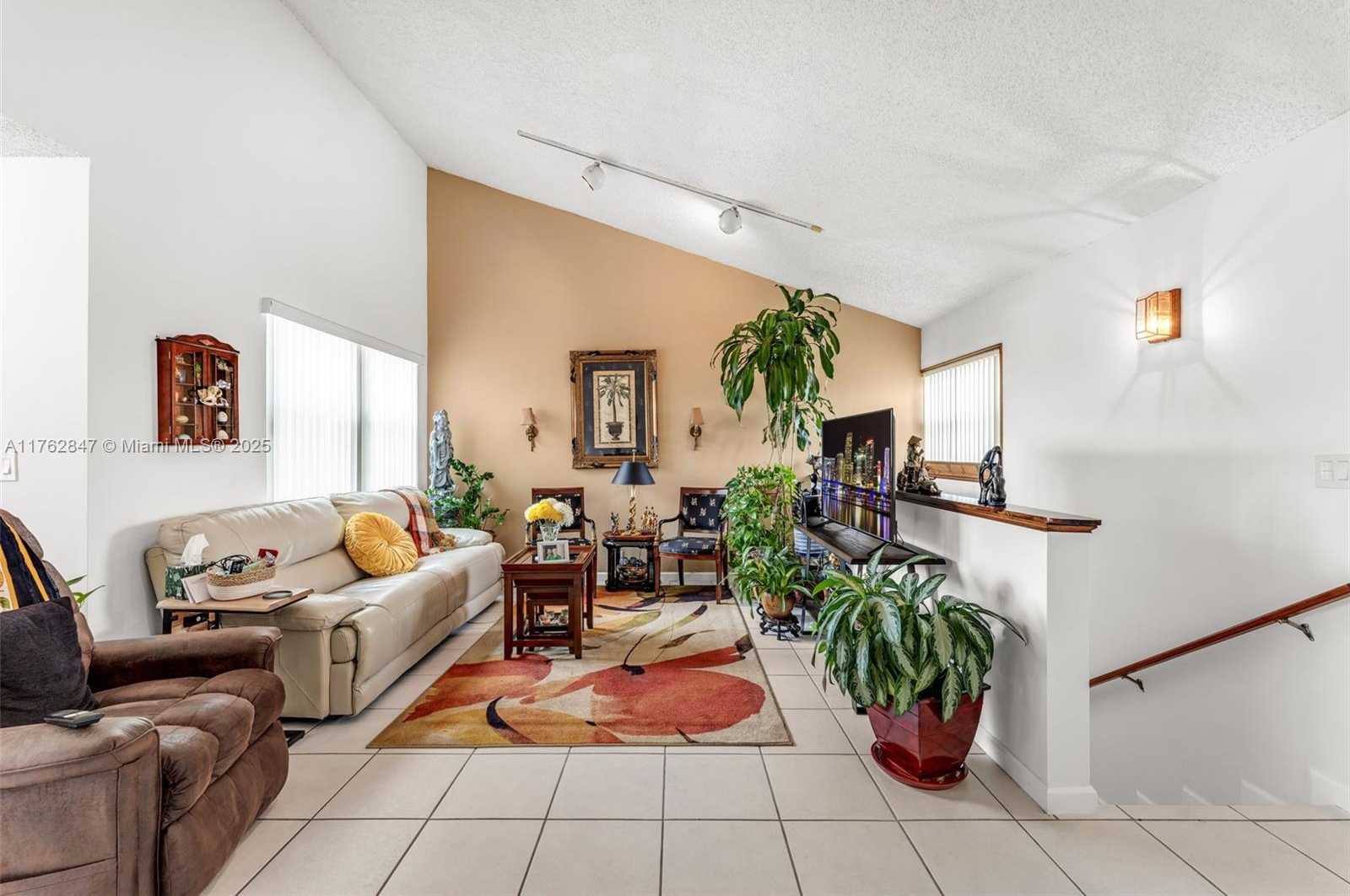Small Image of 9950 NORTH WEST 9TH ST CIR #204, Miami Number 6