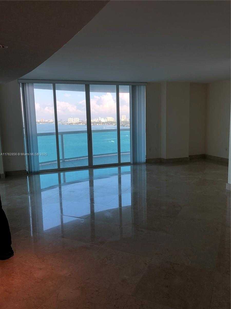 Small Image of 1800 NORTH BAYSHORE DR #1901, Miami Number 9
