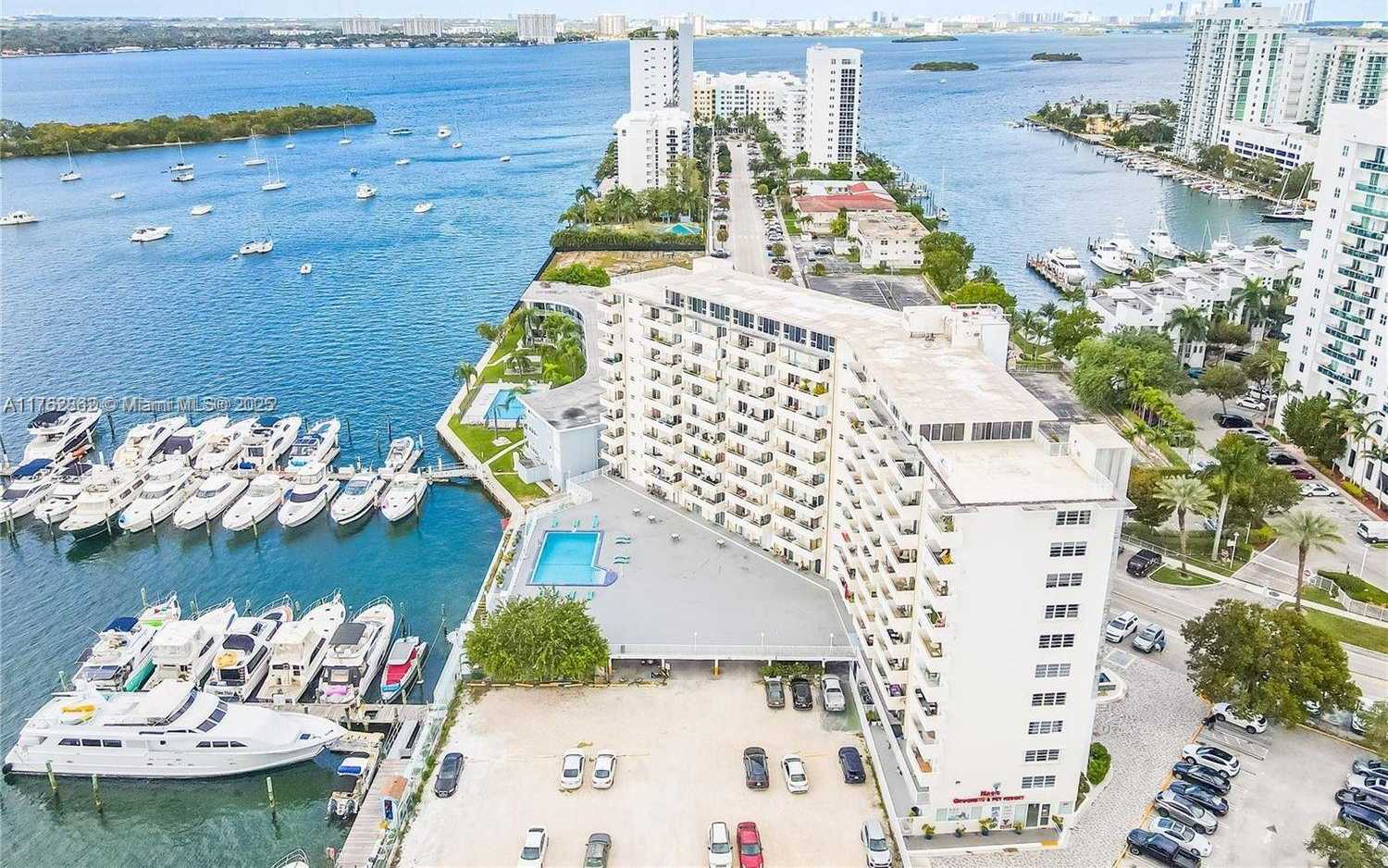 Small Image of 7904 WEST DR #417, North Bay Village Number 2