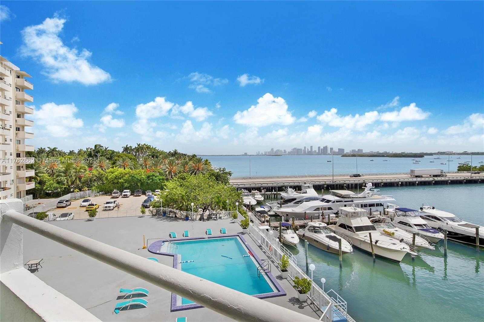 Small Image of 7904 WEST DR #417, North Bay Village Number 3
