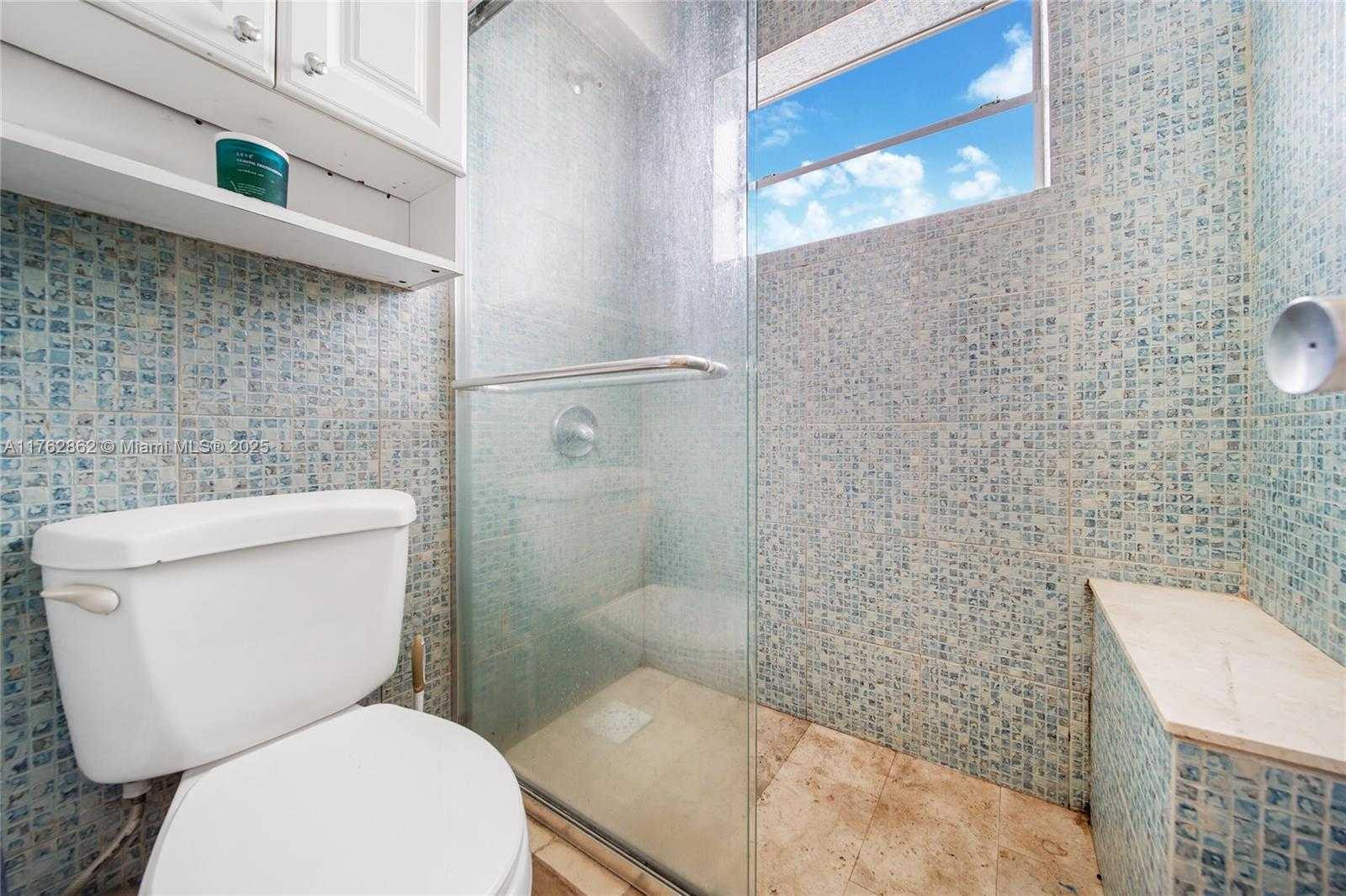 Small Image of 7904 WEST DR #417, North Bay Village Number 8