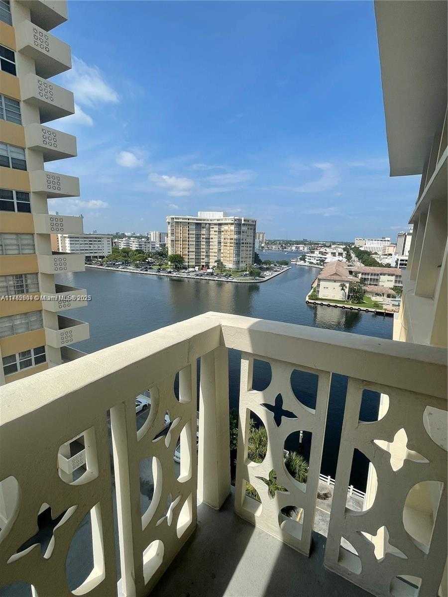 Small Image of 1817 SOUTH OCEAN DR #922, Hallandale Beach Number 17