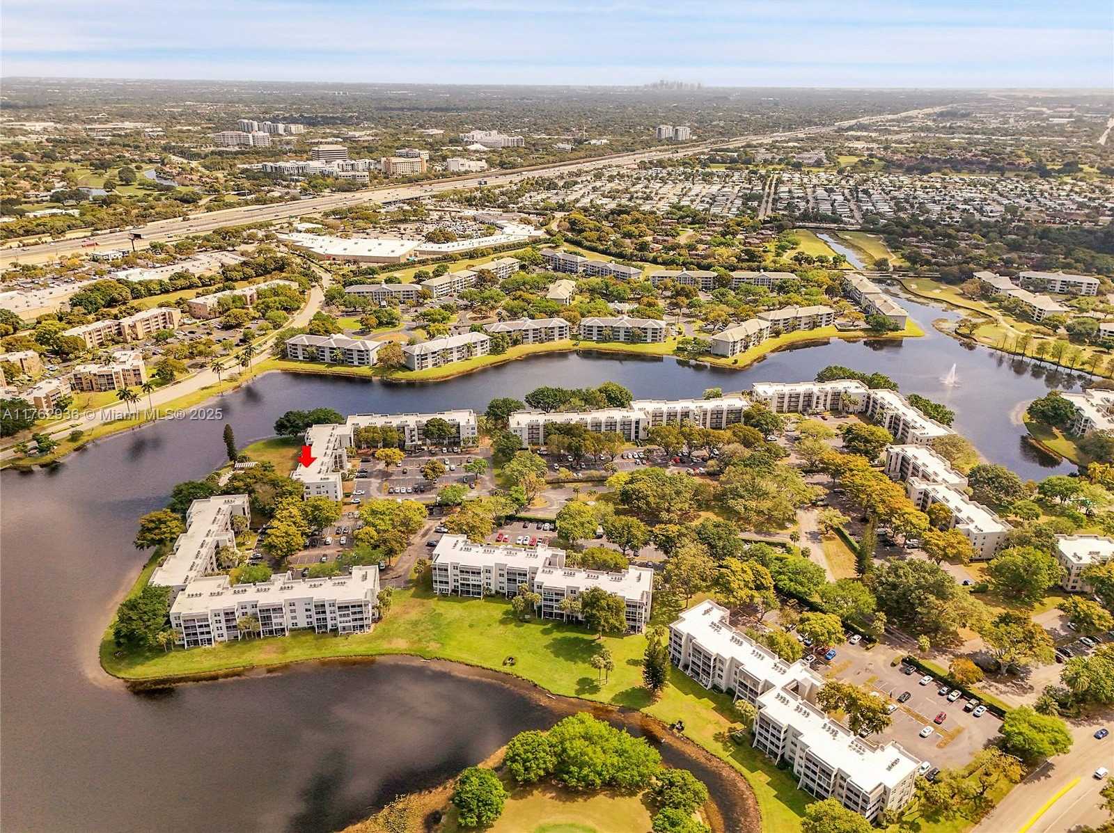 Small Image of 9440 POINCIANA PL #416, Davie Number 32