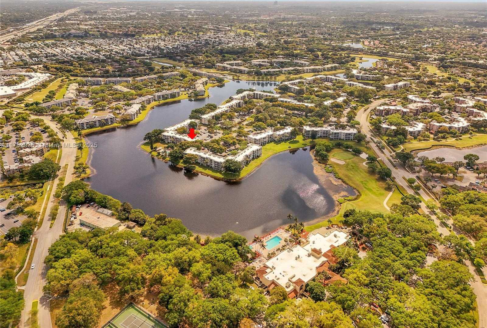 Small Image of 9440 POINCIANA PL #416, Davie Number 33