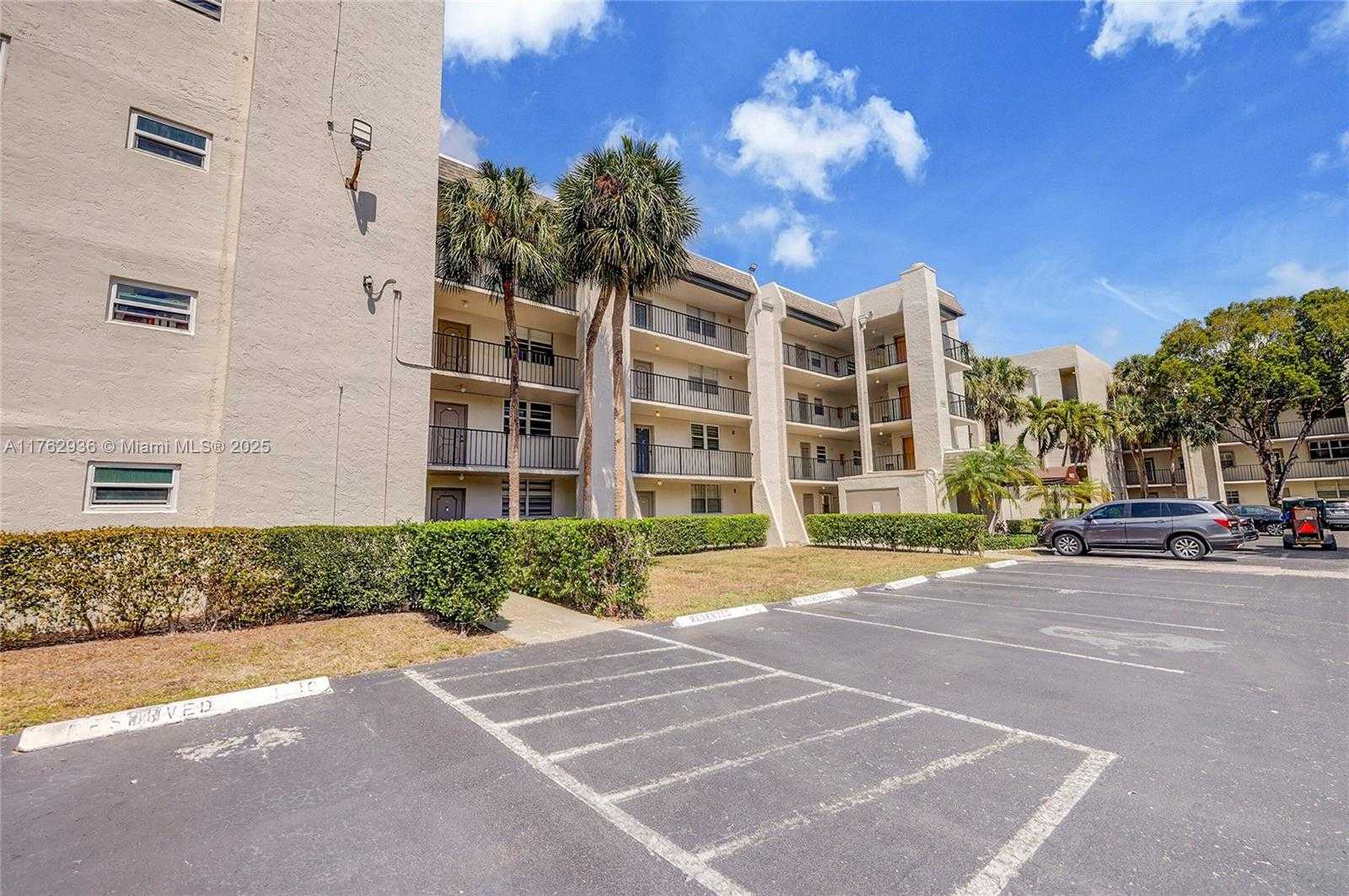 Small Image of 9440 POINCIANA PL #416, Davie Number 52