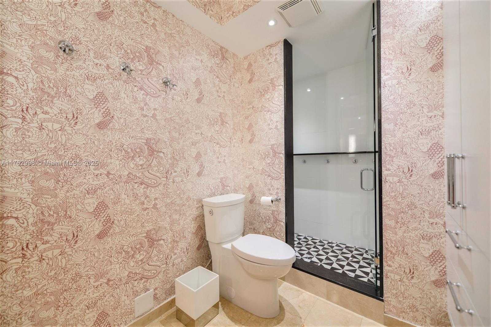 Small Image of 10275 COLLINS AVE #1110, Bal Harbour Number 22
