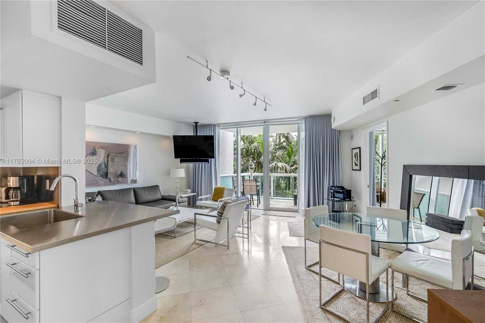 Small Image of 1000 SOUTH POINTE DR #506, Miami Beach Number 5