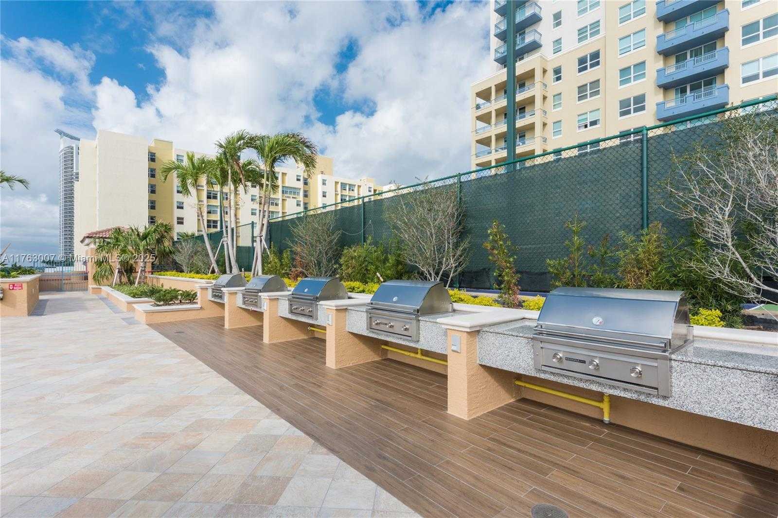 Small Image of 90 ALTON RD #1405, Miami Beach Number 24