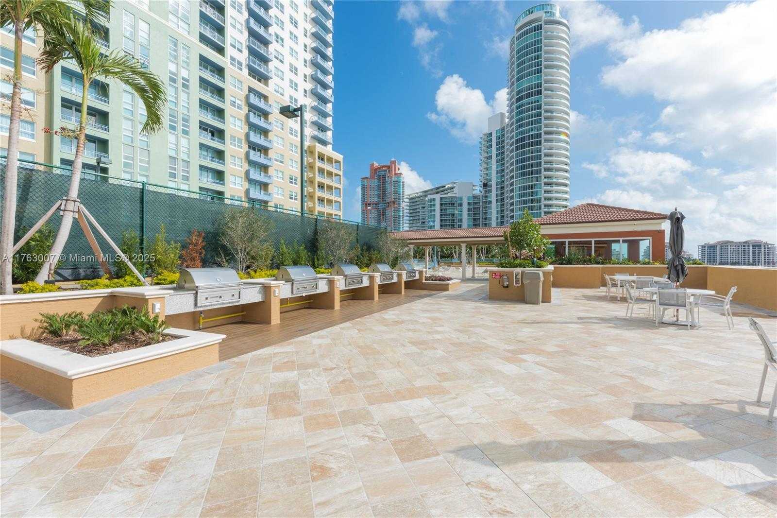 Small Image of 90 ALTON RD #1405, Miami Beach Number 27