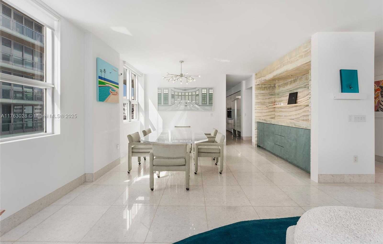 Small Image of 5801 COLLINS AVE #1200, Miami Beach Number 10
