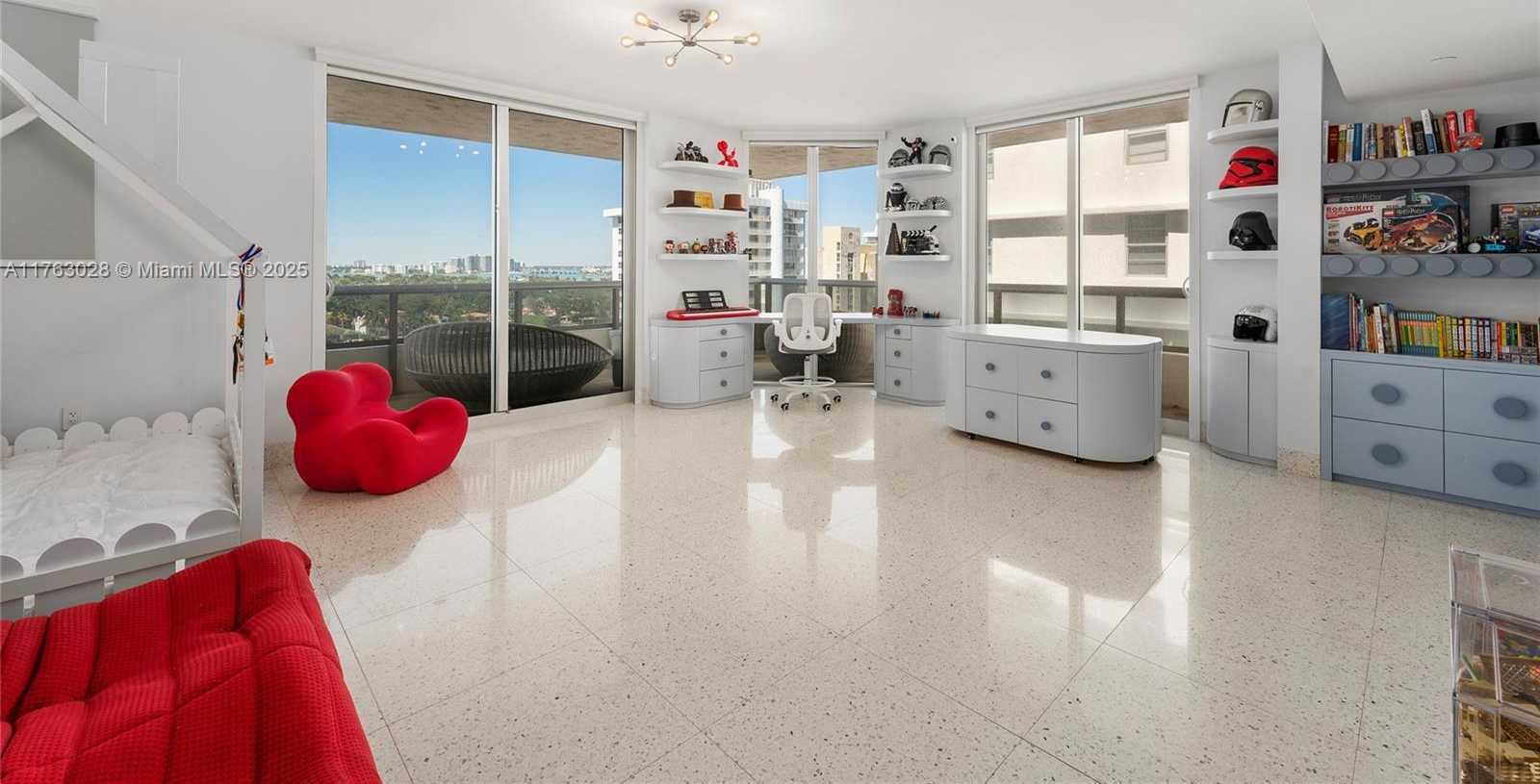Small Image of 5801 COLLINS AVE #1200, Miami Beach Number 28